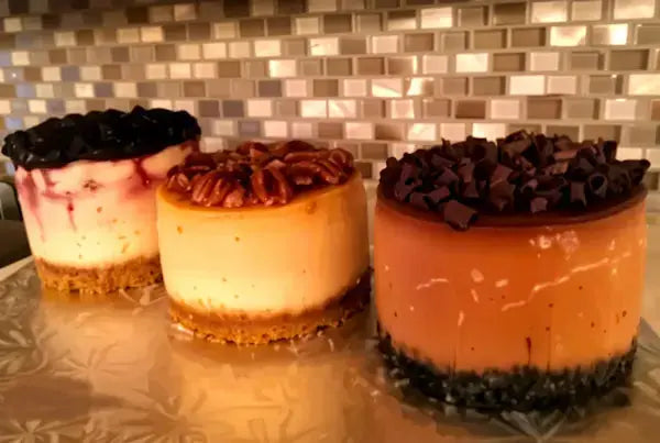 three_delicious_mini_cheesecakes